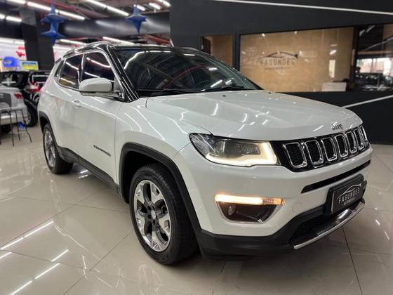 JEEP COMPASS 2.0 16V DIESEL LONGITUDE 4X4 AUTOMÁTICO JEEP COMPASS 2.0 16V DIESEL LONGITUDE 4X4 AUTOMÁTICO